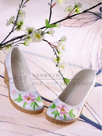 【漢服華服古装用ーチャイナ靴】民族スタイル 刺繍　女性 白色　ハイヒール靴