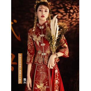 【唐装・漢服ー女性用】中華服 演出/撮影服/結婚式 赤色 刺繍入り 上着+スカート